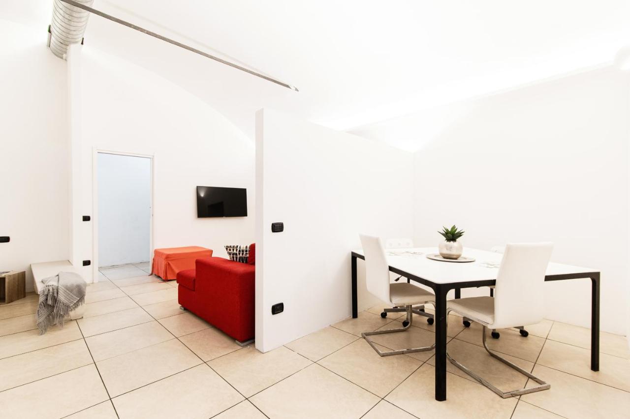 Apartament Loft Near Duomo Como Zewnętrze zdjęcie