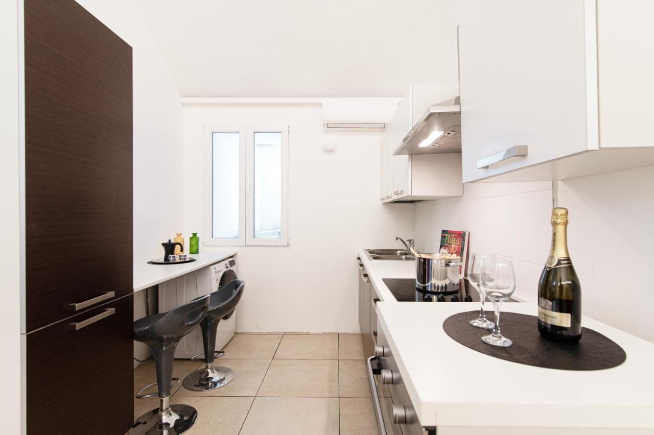 Apartament Loft Near Duomo Como Zewnętrze zdjęcie