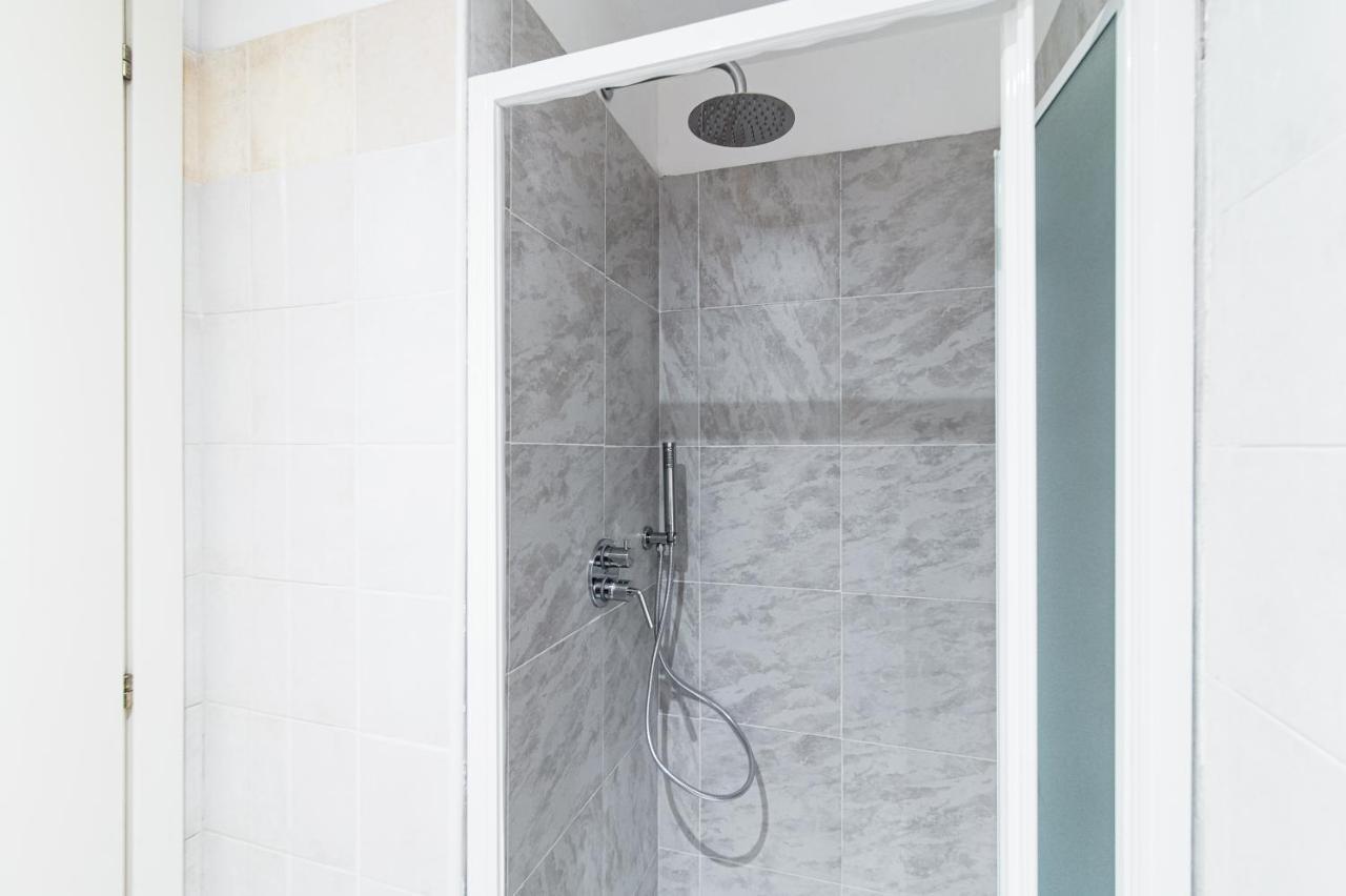 Apartament Loft Near Duomo Como Zewnętrze zdjęcie
